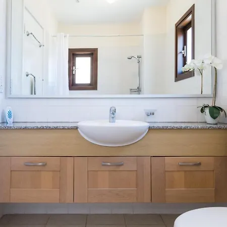 Charming Pz12 - Lefkara, Aphrodite Hills Kouklia