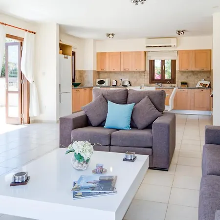 Charming Pz12 - Lefkara, Aphrodite Hills Apartment Kouklia